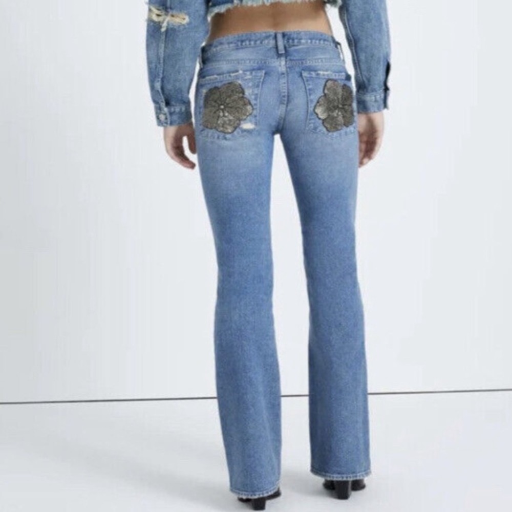 7 For All Mankind Bootcut Jeans Embroidered Flower Pockets | Size 30, 34” Inseam